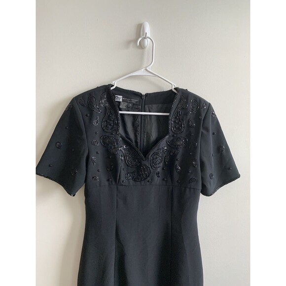 Morgan Taylor Evening Size 4 Black Beaded Dress Knee Length Short Sleeve - Picture 2 of 7